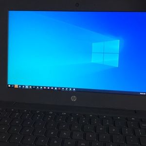 Meet your Posher, Mayya